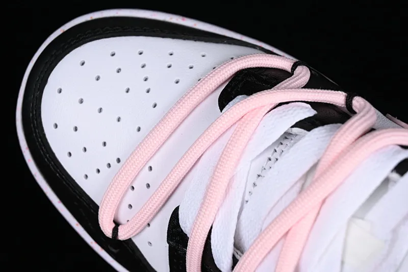 All Categories Nk SB Dunk Series Nk SB Dunk Low Low-top sneakers Nk Dunk Low "Multi Color" Vibrant three hooks Customized version of deconstructed strap casual sneakers FD4623-131